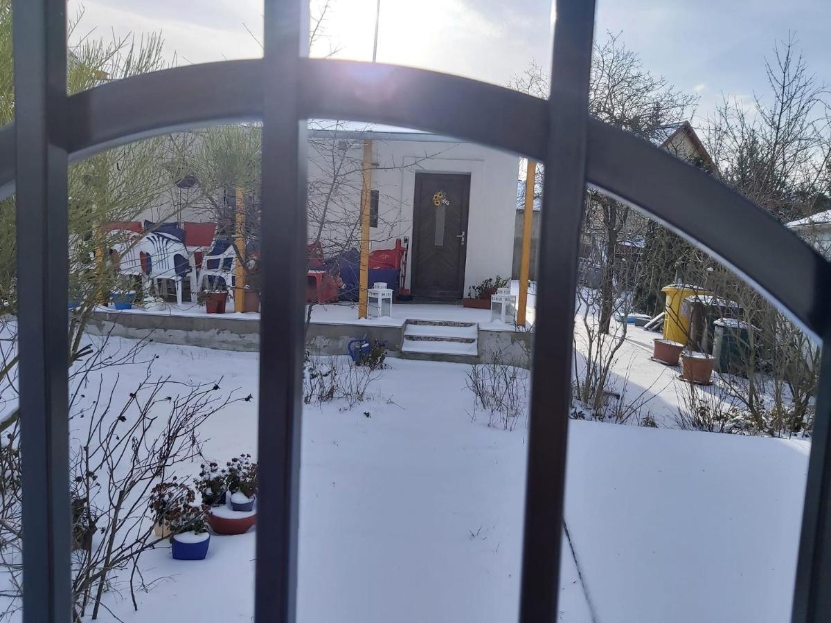 Deel Apartman Nyiregyhaza Exterior foto